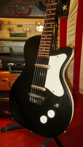 1958 Danelectro Silvertone U-2  Black