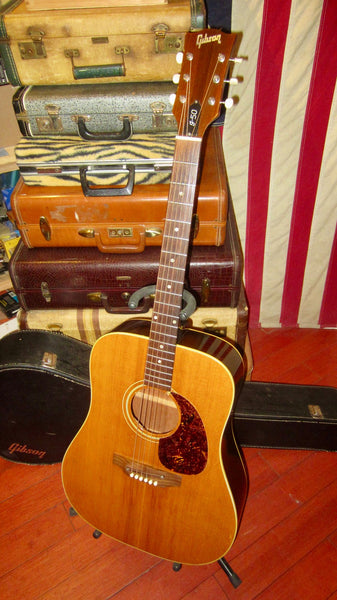 Gibson J-50 deluxe 1970〜1972年製 Gibson J-50 Deluxe | Claescaster