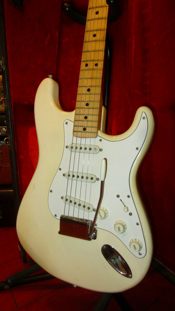 1974 Fender Stratocaster White w/ Original Case