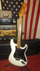 1974 Fender Stratocaster White