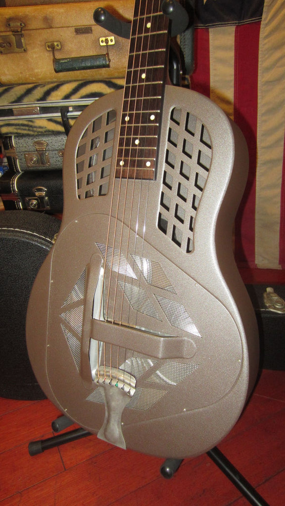 1992 National P-121 Polychrome Resonator Chrome