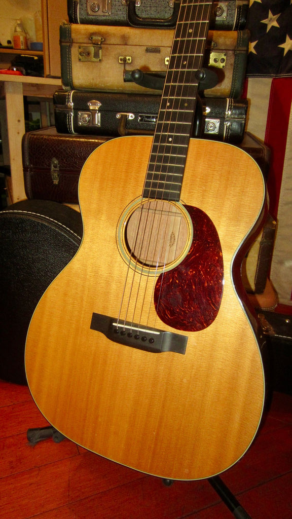 2016 Martin 000-18 Natural