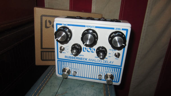DOD RUBBERNECK ANALOG DELAY 美品　最後の値下 DOD Rubberneck Analog Delay White/Blue - K&S Music Center LLC