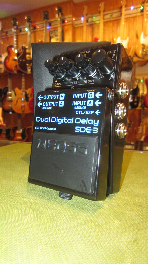 BOSS Dual Digital Delay SDE-3 Black