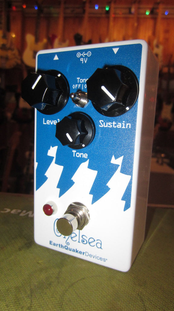 Earthquaker Devices Chelsea blue
