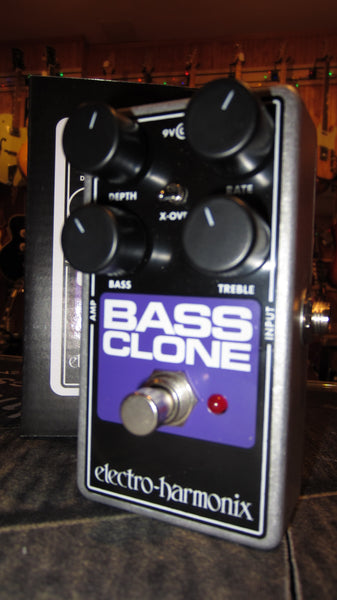 bass clone chorus pedal 2022 Electro Harmonix Bass Clone Chorus Black and Purple – Rivington Guitars