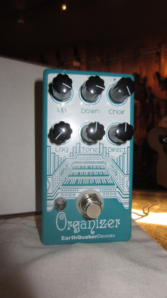 EarthQuaker Devices Organizer blue