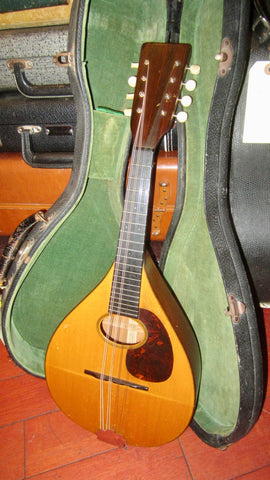 1931 Martin Style A Mandolin Natural w/ Original Case