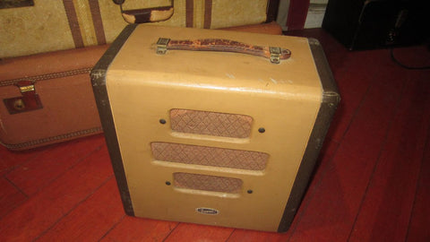 1956 Supro Chicago 51 Combo Amp Brown