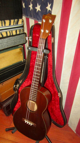 1960 Martin Baritone Ukulele Style 51 Natural