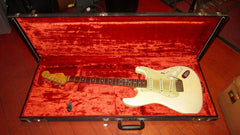 1961 Fender Stratocaster White w/ Fender Hard Case