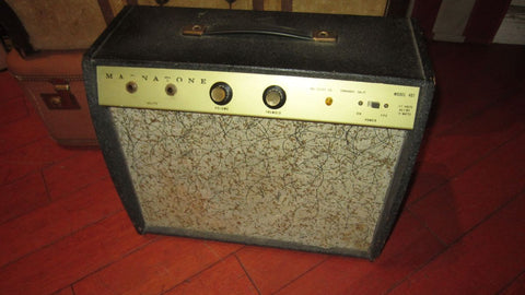 1961 Magnatone Model 410 Small Combo Amp Brown