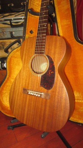 1962 Guild M-20 Natural w/ hard case