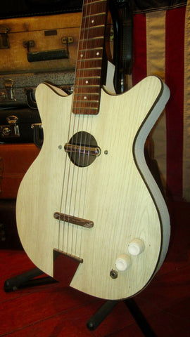 1963 Danelectro Convertible White