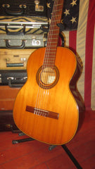 1964 Yamaha No 100 Classical Nylon String Natural