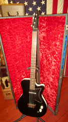 1965 Silvertone U-1 Bass Black