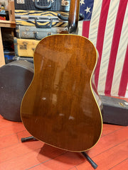 1967 GIbson J-160E Acoustic / Electric Sunburst w. Original Hardshell Case