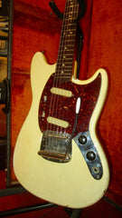 1968 Fender Mustang White w/ Original Hardshell Case