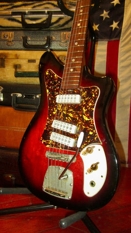 1968 Splendor Three Pickup Solidbody Electric Sunburst