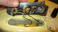 1972 Fender Mustang White w/ Origianl Case and KILLER VIBE