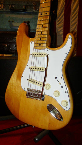 1973 Fender Stratocaster Natural w/ Fender Hardshell Case