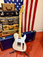 1973 Fender Telecaster Blonde w/ Deluxe Fender hardshell case