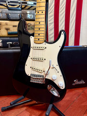 1974 Fender Stratocaster Black w/ Case