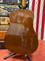 1974 Gibson J-50 Deluxe Natural