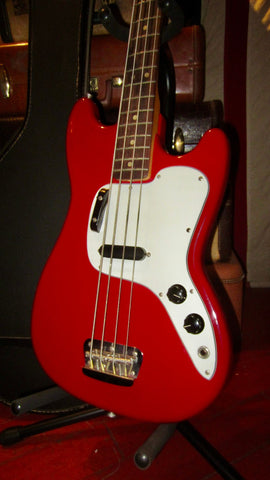 1975 Fender Musicmaster Bass Red w. original case