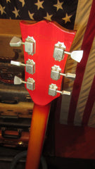 1977 Gibson Les Paul Deluxe Cherry Sunburst