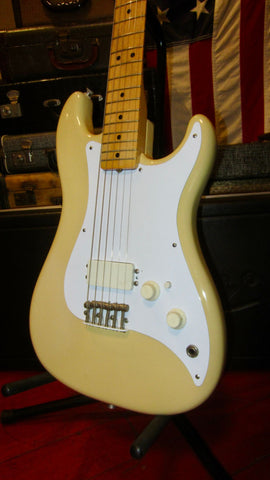 1981 Fender  H-1 Bullet with Humbucker White w/ Original Case