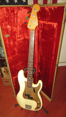 1982 Fender '62 Re-Issue Precision Bass White w. Original Hard Case