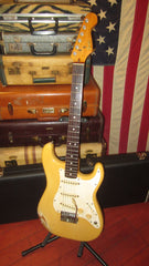 1983 Fender Stratocaster White w/ Deluxe Hard Case