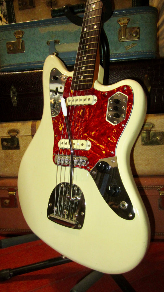1993 Fender Jaguar Made in Japan White w/ Gig Bag – Rivington Guitars