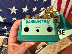 ~1995 Danelectro Back Talk Reverse Delay Green