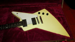 1997 Gibson '76 Explorer White w/ Original Hardshell Case