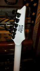 2007 Ibanez ICT700 White w. Guild Hard Case