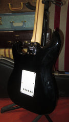 2020 Fender Standard Stratocaster Black w. Original Hard Case