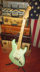 2022 Fender  Player Stratocaster Limited Edition Surf Pearl