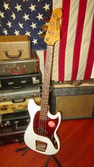 2023 Squier Classic Vibe '60s Mustang Bass White