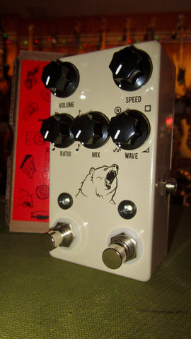 JHS Kodiak Tremolo Pedal White