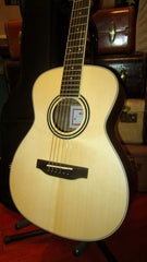 Kala Small Bodied Parlor Guitar GA-GTR-OM Natural