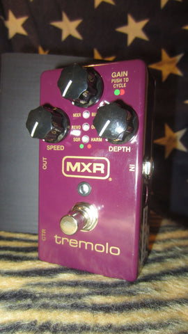 MXR Tremolo M305 Red