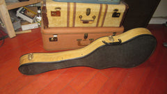 ~1963 Silvertone Jupiter or similar guitar case Two Tone White and Grey