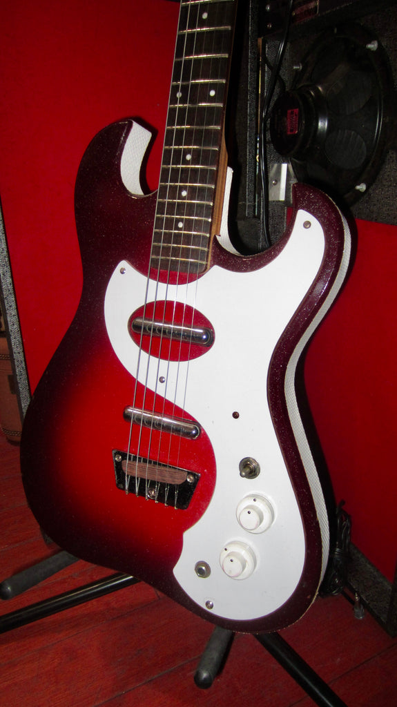 ~1965 Silvertone Model 1457 Double Pickup Amp in Case Red Faux Sparkle Sunburst