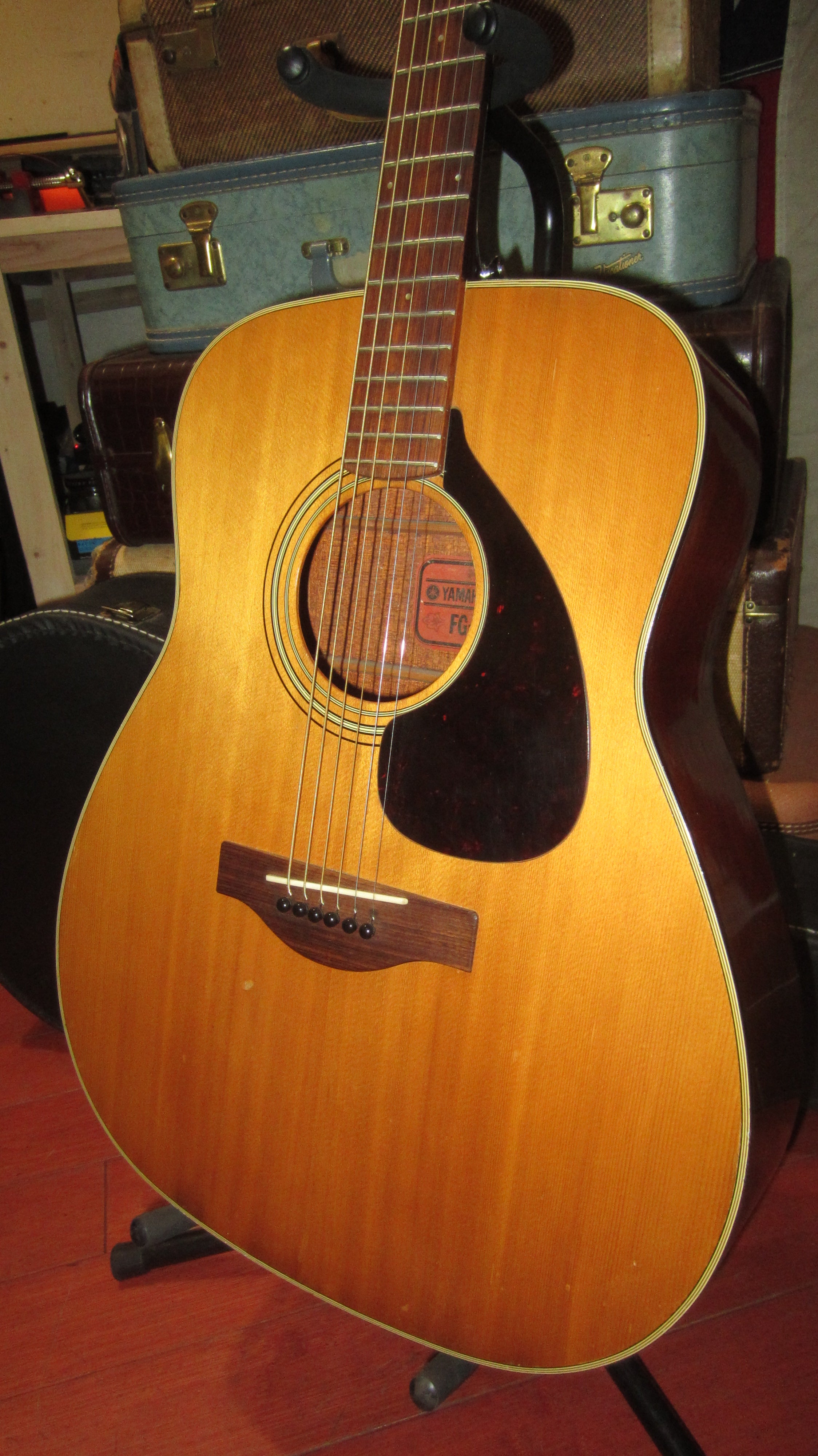 1969-yamaha-fg-150-red-label-