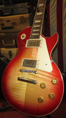 Pre-Owned 2020 Gibson Les Paul Standard Sunburst w/ Case