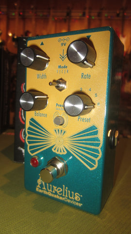 Earthquaker Aurelius Tri-Voice Chorus Green