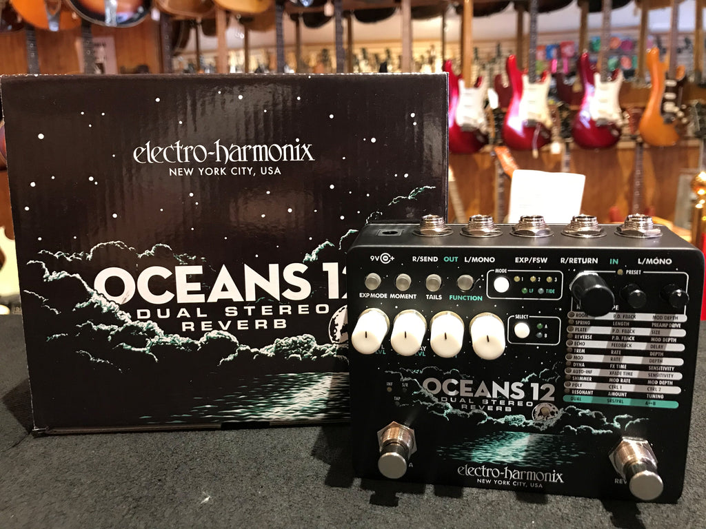 Electro-Harmonix Oceans 12 Dual-Stereo Reverb Pedal Black