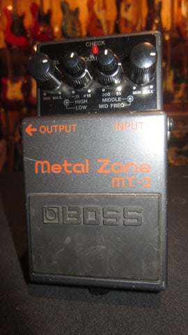 Pre-Owned Boss MT-2 Metal Zone Distortion Pedal.